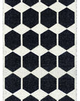 Brita Anna Matta, 70x300cm, Svart